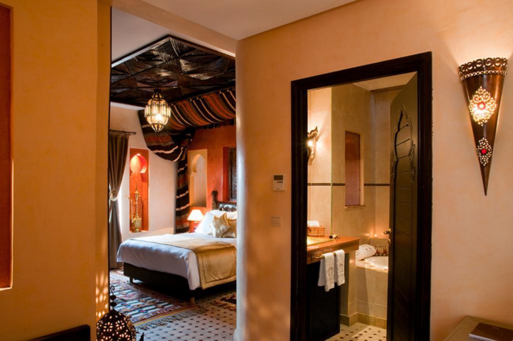 Le Temple Des Arts Bed & Breakfast Ouarzazate Exterior photo